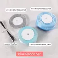 Coffret de rubans de Noël bleus avec rubans satinés, voilages et attaches métalliques - Ensemble de Rubans Bleus / Ruban Scintillant 1cm*22m + Ruban Gaze 4cm*45m + Ruban Satin 2.5cm*22m + Attaches
