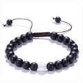 Détail du cordon tressé réglable sur bracelet perlé avec pierres mates noires et blanches - Perles Noires Mates avec Perle Blanche Unique (2号)