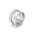 Anillo de titanio plateado de doble capa con circonitas cuadradas y banda pulida - US 7 / Anillo de Zirconia Pulido de Doble Capa (KR44435-K) / Color Acero