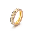Anillo de acero de titanio de tres capas con doble fila de circonitas en oro tricolor - US 7 / Oro y Oro Rosa y Plata (KR47891-K)