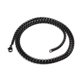 Dettaglio della collana nera in acciaio inossidabile 316L con robusta chiusura a moschettone - 3.5mm / Nero