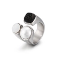 Anillo abierto de acero de titanio con acabado plateado, perla y piedra mineral negra - US 7 / Color Acero (KR50223-K)