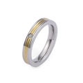 Bicolor-Ring aus Edelstahl mit eingefasstem Zirkon in einer 45-Grad-Seitenansicht - Damen Größe 6