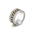 Anillo bicolor plata y oro con pavé de piedras de circón de diseño exclusivo - US 7 / Color Acero (KR49278-K)