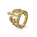 Elegante anillo corona de oro en acero inoxidable con brillantes blancos para mujer - US 7 / Color Dorado (KR51581-K)