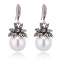 Retro sunflower earrings in antique silver finish with grey rhinestones and white pearls - White Pearl / White