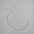 Détail de la chaîne satellite perlée plaquée or 18 carats avec fermoir homard - Or 45+5cm