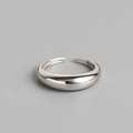 Anello aperto in argento sterling S925 lucido dal design minimalista regolabile - Stile Tondo Lucido Liscio (TYJ0219)
