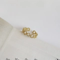Verstellbarer goldener offener Ring mit eleganten perlenbesetzten Ringen - J-926 Perlenkettendesign / 18K Gold