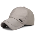 Berretto da baseball in cotone tortora con stemma SPORTS e dettagli di cuciture - Regolabile / Beige