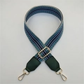 Tracolla regolabile tessuta con motivi geometrici blu e verdi e ganci in metallo oro - Blu + Verde