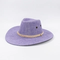 Dettaglio della trama del cappello da cowboy in lino viola con corde e occhielli in metallo - Viola