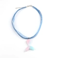 Choker in nastro blu con ciondolo a coda di sirena sfumato rosa e blu con glitter - Sfumatura Rosa Blu (2)