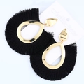 Elegantes pendientes boho dorados con largas borlas de flecos negros para mujer - Negro
