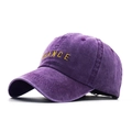 Cappellino da baseball in cotone lavato viola scuro con ricamo chance giallo - Regolabile / Viola