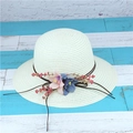 Cappello di paglia crema da donna con fiori e cordoncino su legno a strisce - M (56-58cm) / Bianco Crema