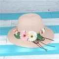 Pink hand-woven straw hat with decorative faux flowers and daisies for sun protection - M (56-58cm) / Light Pink