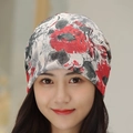 Turbante da donna con stampa floreale in morbido tessuto di cotone rosso e grigio - M (56-58cm) / Rosso Inchiostro Fiori