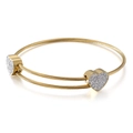 Elegante 18K goudkleurige kabelarmband met twee schitterende hartvormige zirkonia hangers - Goud
