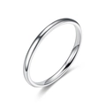 Anillo fino minimalista de acero de titanio plateado pulido con acabado brillante - US 5 / Estilo Redondo 2MM / Plateado