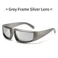 Lunettes de soleil de sport futuristes avec monture grise et verres miroir argentés - Monture Gunmetal Verres Miroirs Argentés