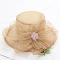 Elegante sombrero de sol de organza beige con flores 3D y perlas para el verano - Caqui