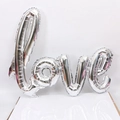 Palloncino LOVE in alluminio argento corsivo per decorazioni di nozze e feste - 108*64cm / Argento