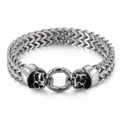 Pulsera punk para hombre de acero inoxidable con cierre de doble calavera detallada - Estilo de Doble Cierre de Calavera Plateada