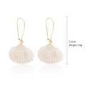 Bohemian gold alloy shell earrings featuring natural white fan-shaped pendants - E1903-29 Natural White Scallop Hook Style