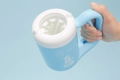 Pulitore zampe per cani azzurro con impugnatura e setole in silicone morbido - S / Stile con Manico / Blu