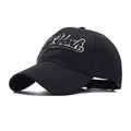 Casquette de baseball noire classique avec broderie blanche New York vue de trois-quarts - Réglable / Style Broderie Noir