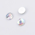 Detail von 10mm runden Harzschuppen mit irisierendem Regenbogen-Finish und glatter Rückseite - Irisierender Regenbogen (1)