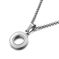 Collier minimaliste en acier argenté avec pendentif lettre O en nacre sur chaîne rolo - Style O (KN81193-K)