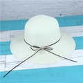 Women's cream straw sun hat with bow tie and pearl pendant detail for beach wear - M (56-58cm) / Creamy White