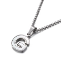 Collier en acier titane avec pendentif lettre G et incrustation en nacre blanche - Style G (KN81185-K)
