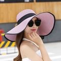 Sombrero de paja rosa de ala ancha con cinta negra para mujer en vacaciones de playa - M (56-58cm) / Púrpura con borde negro