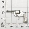 Revolver-Anhänger aus Silberlegierung, 38 mm Länge, auf einer Messmatte präsentiert - Pistole 9168 (4,4g)