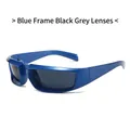Lunettes de soleil Y2K futuristes bleues avec verres gris foncé au style cyber chic - Monture Bleue Verres Gris