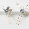 Épingles à cheveux mariée faites main avec fleurs bleues, perles et cristaux dorés - Bleu