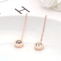 Elegante Ohrringe aus Roségold-Titanstahl mit Quasten und runden Zirkonia-Anhängern - Roségold