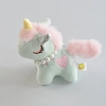 Porte-clés licorne en peluche vert menthe avec collier de perles et crinière rose - Vert Menthe / 10cm