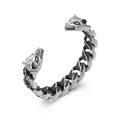 Edelstahl-Armreif im Punk-Stil mit doppeltem Wolfskopf und antikem Silber-Finish - Wolfskopf-Stil