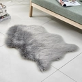 Flokati Kunstfellteppich in Grau mit flauschig weicher Textur für das Wohnzimmer - 40*60cm / Unregelmäßig Grau