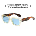Lunettes de soleil carrées avec monture jaune, verres bleus et branches à imprimé léopard - Monture Jaune Transparente Verres Bleus