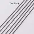 Detailansicht der 5 Meter langen, flachen Panzerkette in Gunmetal-Schwarz für Schmuck - 1.3mm / Gunmetal-Schwarz
