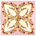 Carré de soie rose et crème avec motifs floraux et papillons rouges et jaunes éclatants - Rose