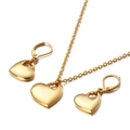 Set di gioielli alla moda con collana e orecchini a cuore dorato traforato - Cuore Cavo Stile Dorato (KS115052-Z)