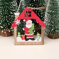 Weihnachtsanhänger aus Holz Hausform mit rotem Dach und Laserschnitt-Motiven - Weihnachtsmann