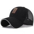 Cappello trucker nero con rete, toppa in pelle marrone e bordo bianco sportivo - Regolabile / Nero con Bordo Bianco