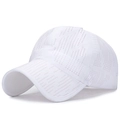 Berretto da baseball bianco ad asciugatura rapida con fori laser per lo sport - Regolabile / Bianco